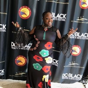 Meet your Posher, Adeleane